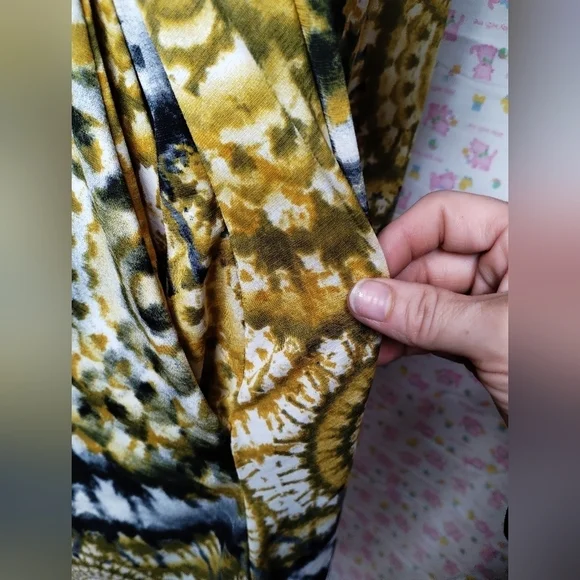 Women's yellow tie dye dress size medium - Picture 5 of 8